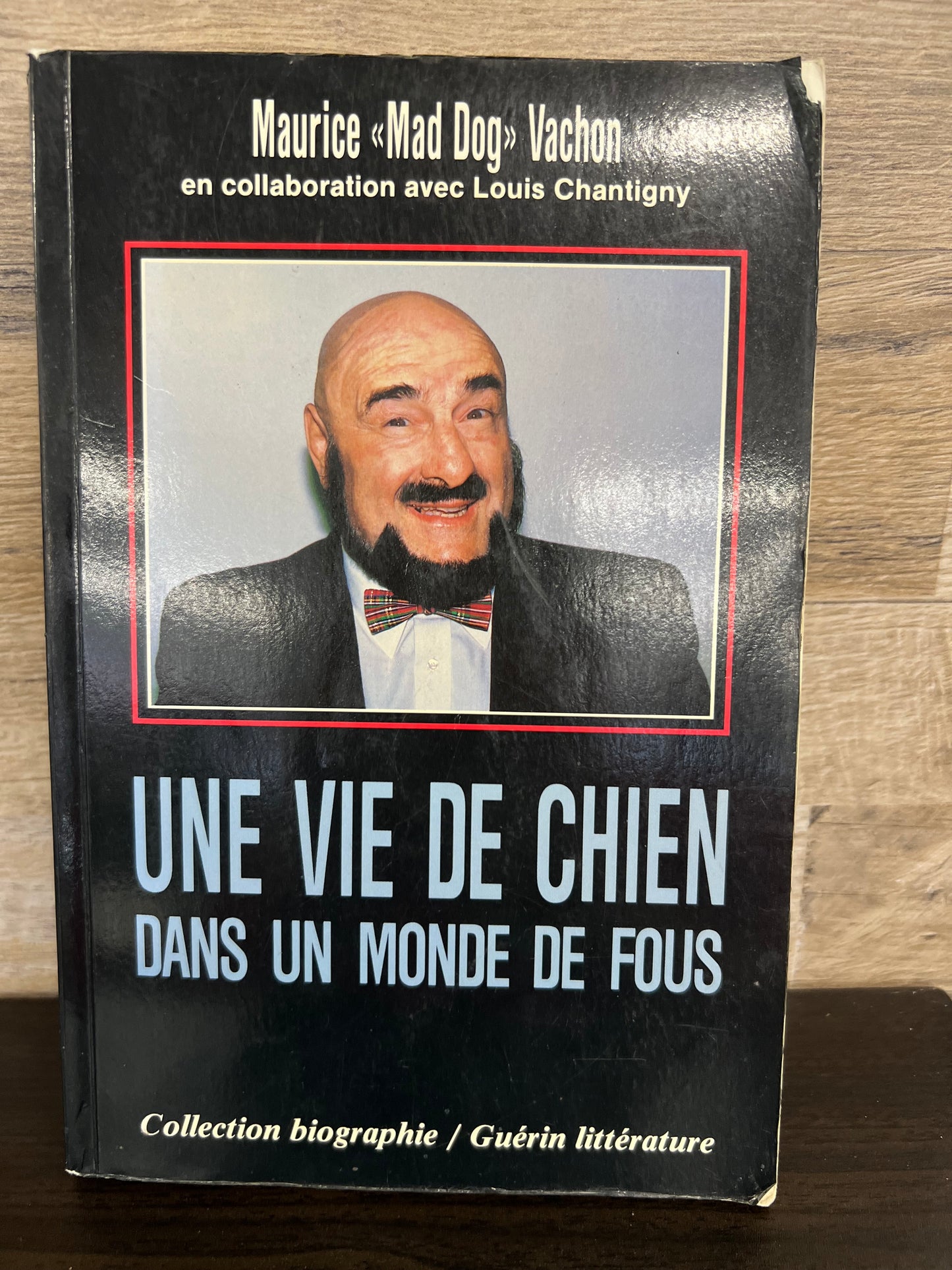 Une vie de chien dans un monde de fous 1621